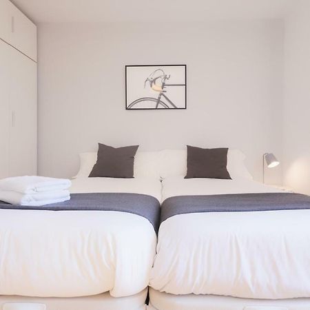 Malagueta Blue Apartment Malaga Exterior photo