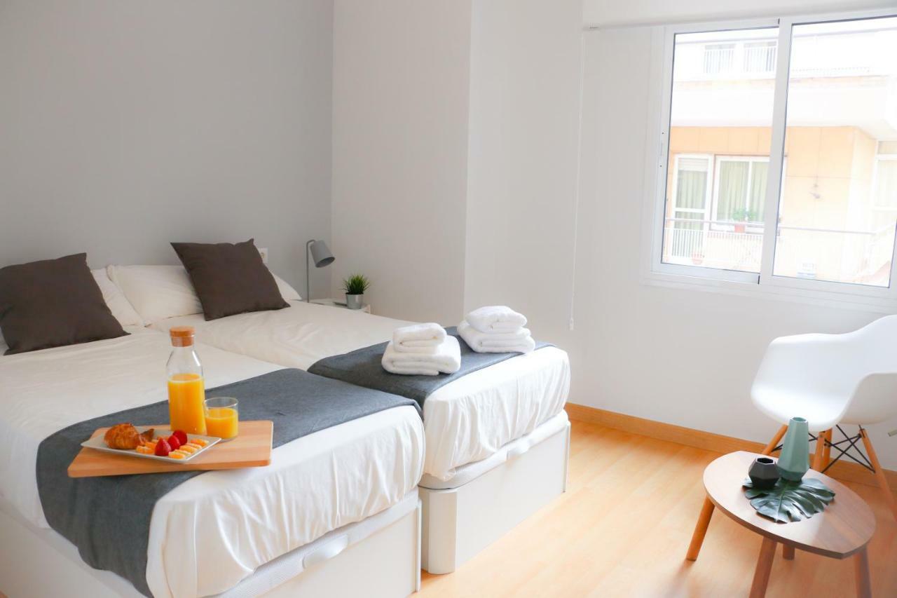 Malagueta Blue Apartment Malaga Exterior photo